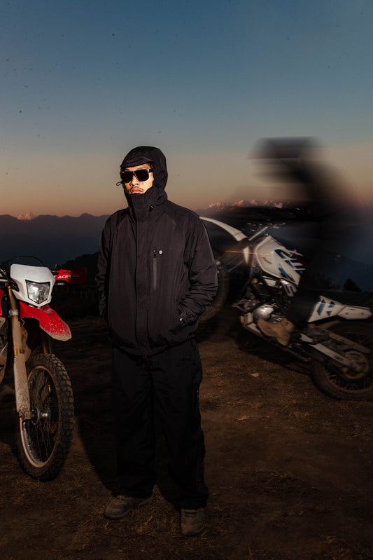 MTW Windbreaker Black